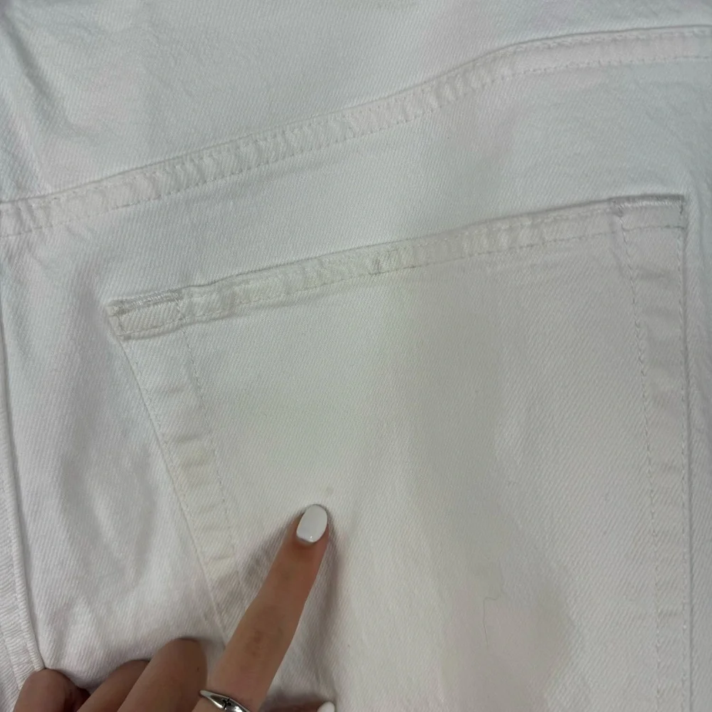 Abercrombie & Fitch The Ankle Straight Ultra High Rise Curve Love White Jeans